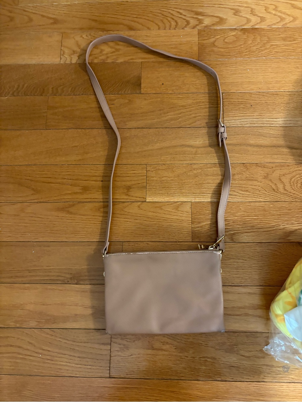Everyday Crossbody Bag in Taupe
